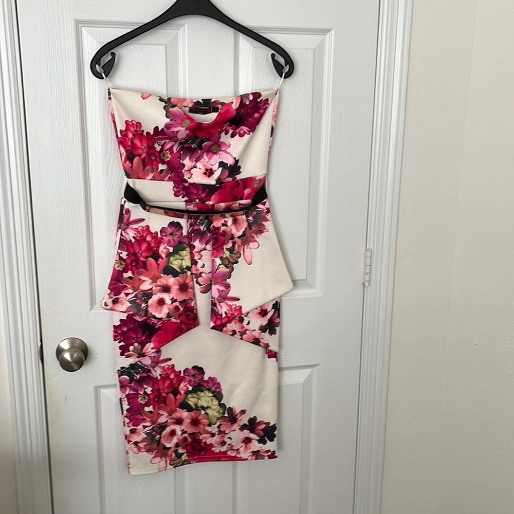 Floral strapless dress with belt detail